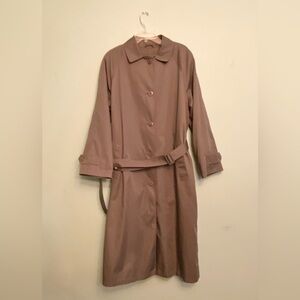 London Fog Trench Coat Removable Liner Gray Size 14 With Belt Inside pocket.